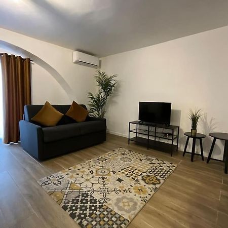 Ks Paris Studio Appart Near Station Gare Du Nord And Gare De L Est Esterno foto